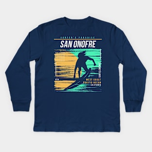 Retro Surfing San Onofre, California // Vintage Surfer Beach // Surfer's Paradise Kids Long Sleeve T-Shirt